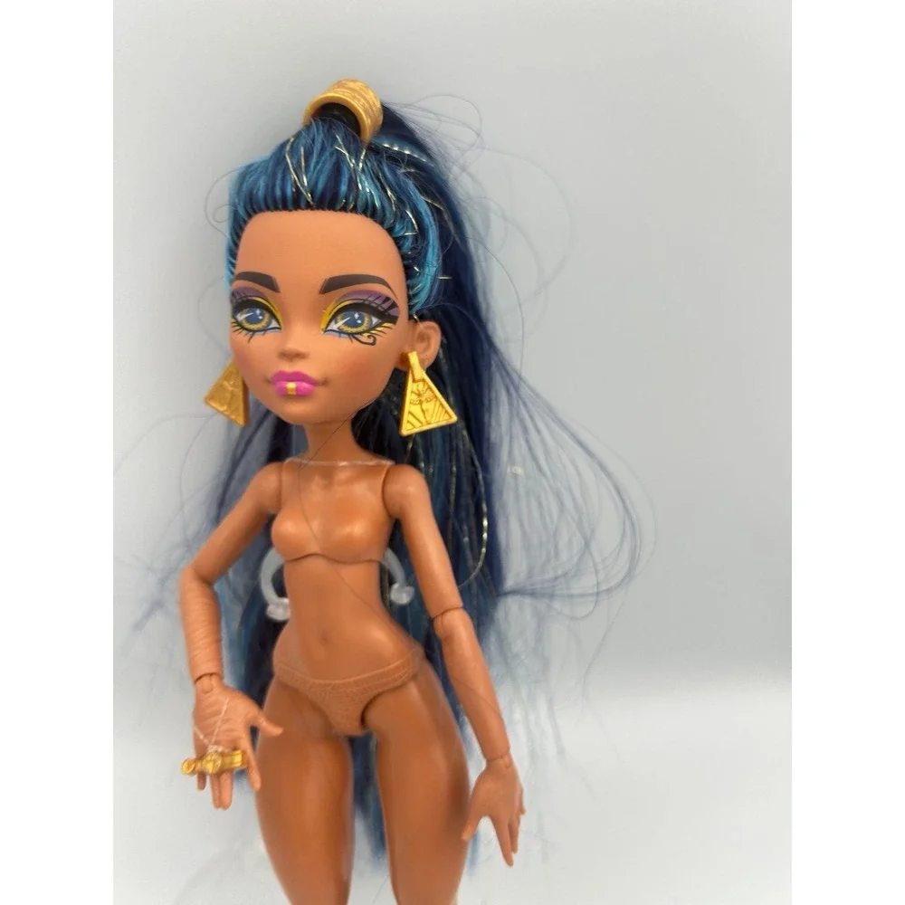 Monster High Monster Ball Cleo De Nile fashion doll